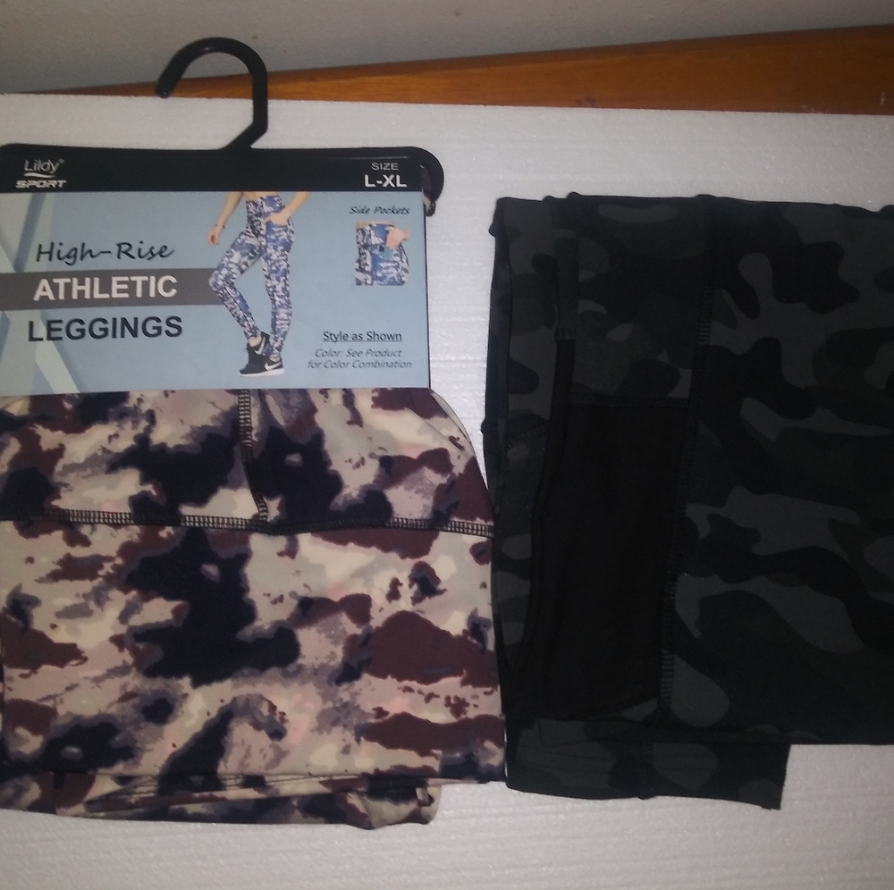 2 athletic leggings